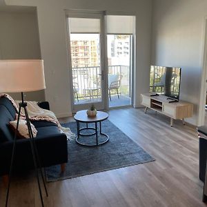 Elegant Retreat In The Heart Of La, Discover Your Lavish Hideaway